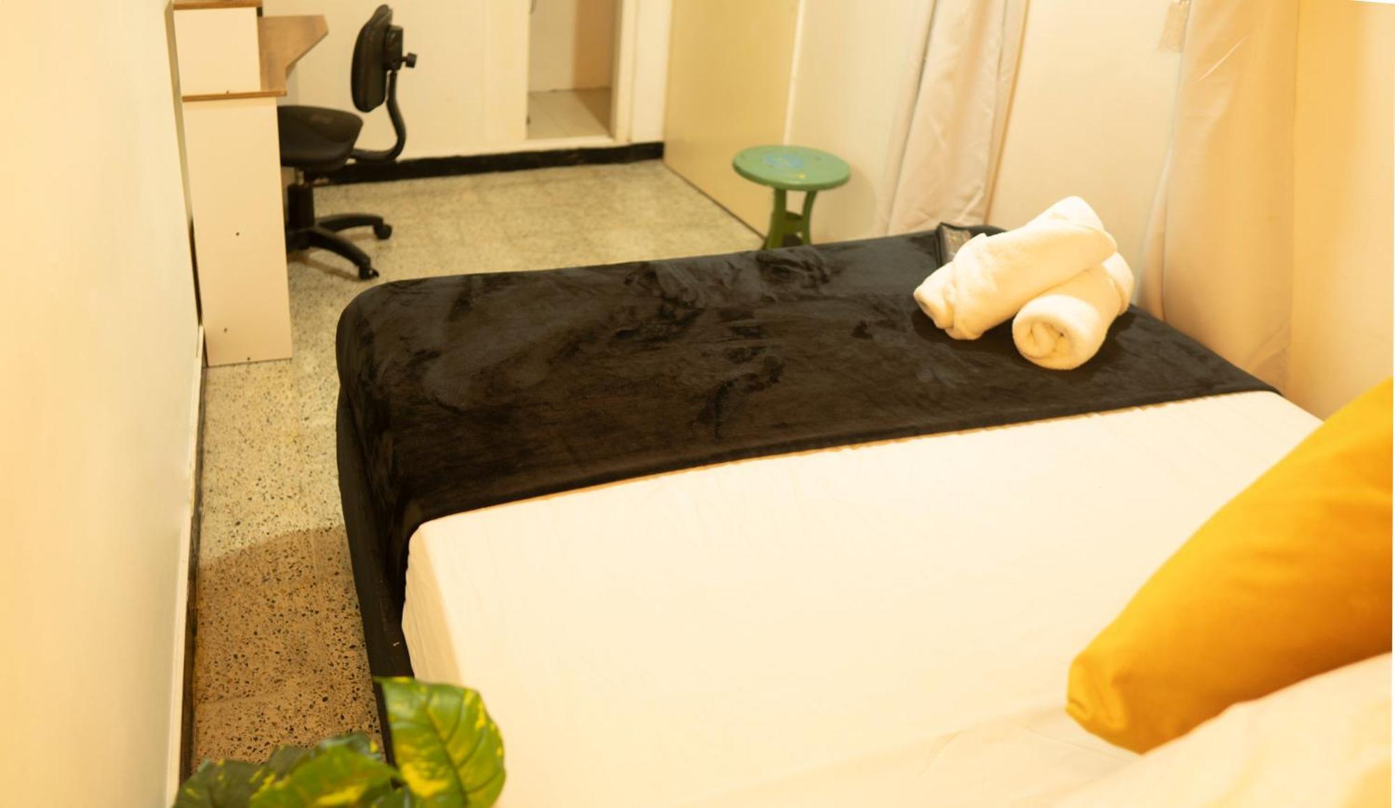 Africa house-Casa Hotel Laureles-La70 Medellín Esterno foto