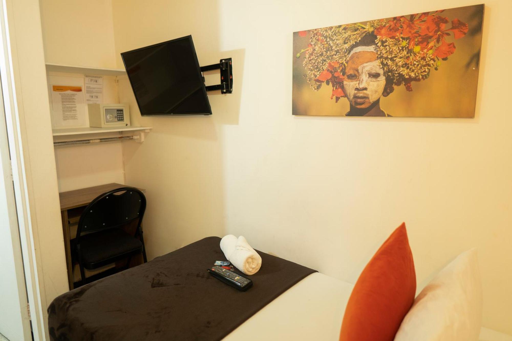 Africa house-Casa Hotel Laureles-La70 Medellín Esterno foto