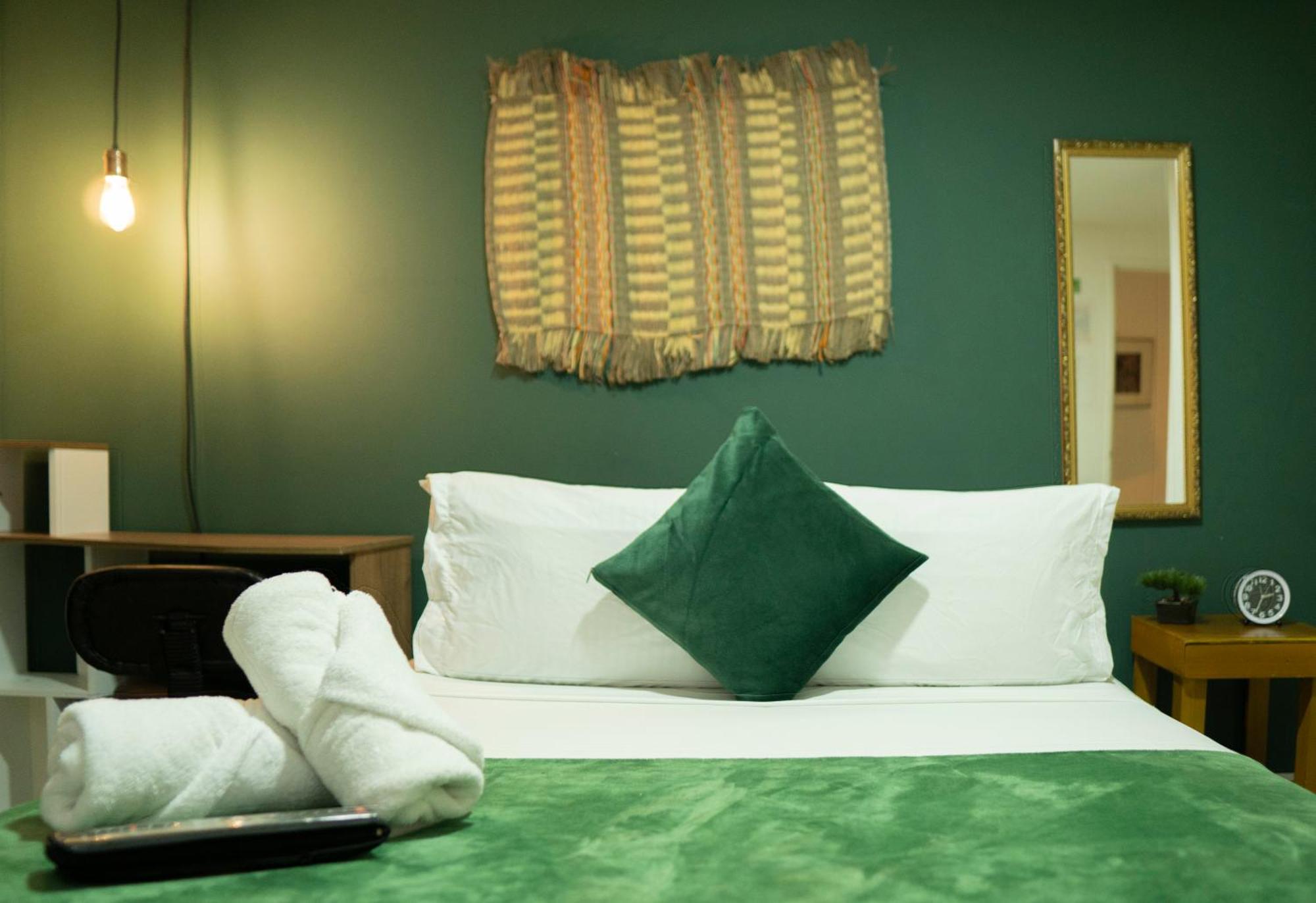 Africa house-Casa Hotel Laureles-La70 Medellín Esterno foto