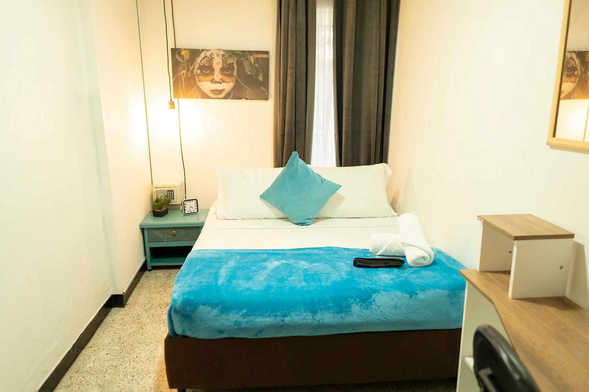 Africa house-Casa Hotel Laureles-La70 Medellín Esterno foto