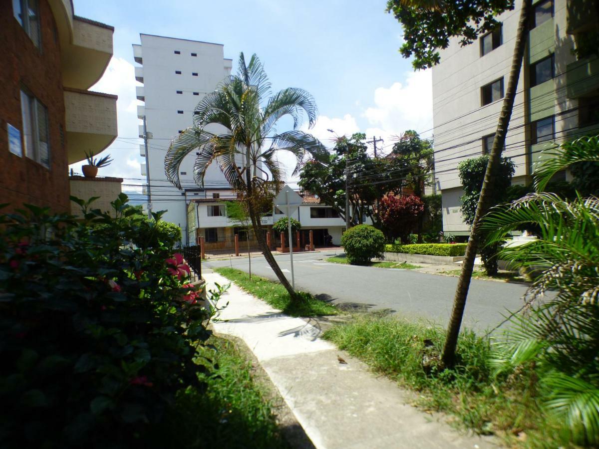 Africa house-Casa Hotel Laureles-La70 Medellín Esterno foto